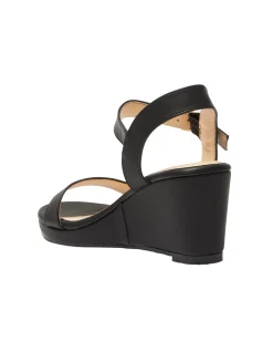 ABBEY WEDGE HEEL
