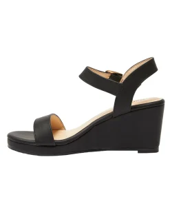 ABBEY WEDGE HEEL