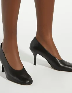 ABUNDANT HIGH CUT COURT