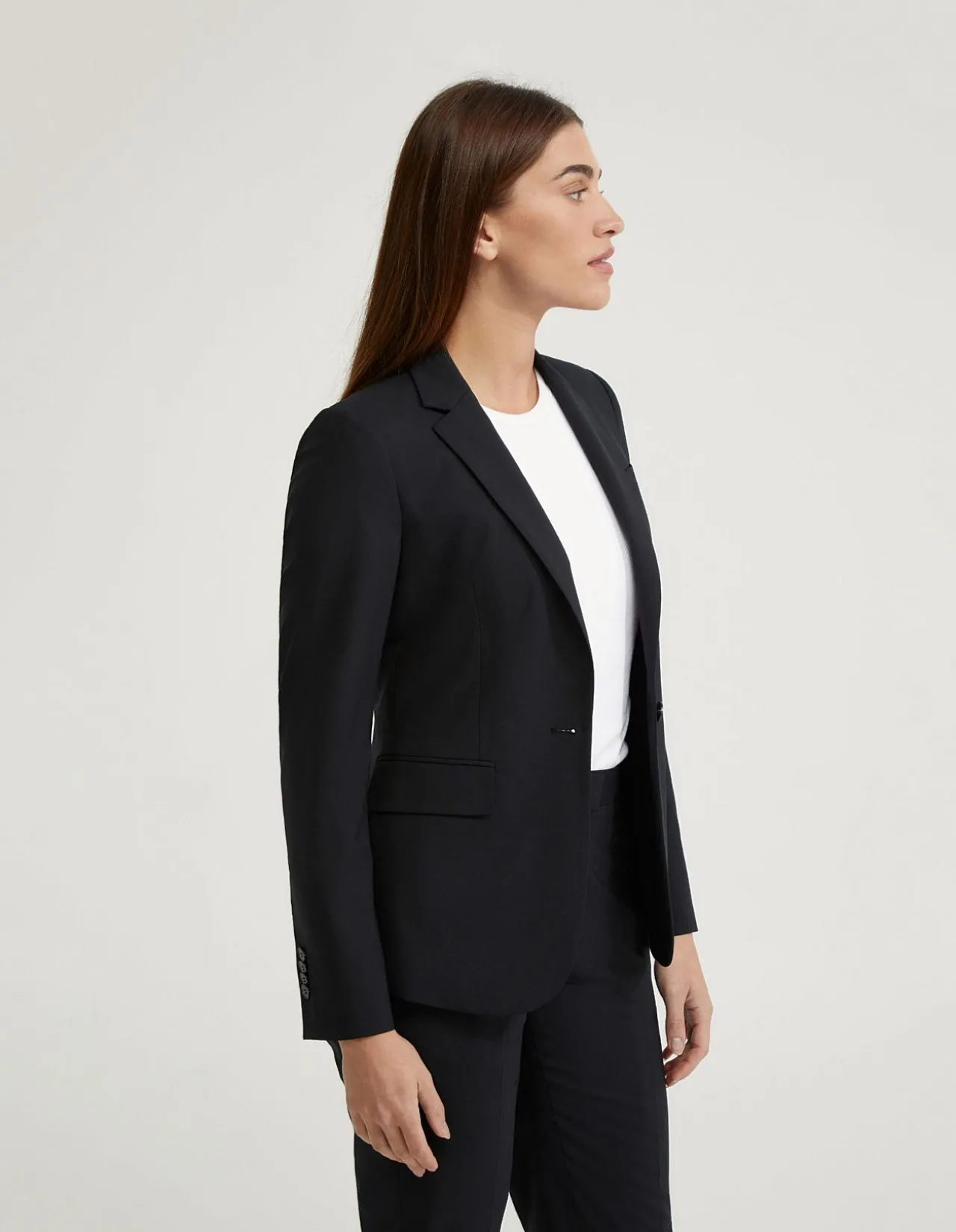 ALEXA WOOL STRETCH SUIT JACKET