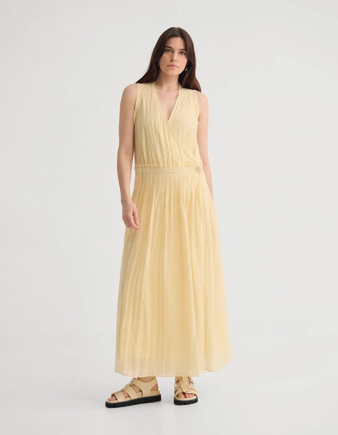 ALINA PLEATED SKIRT DRESS