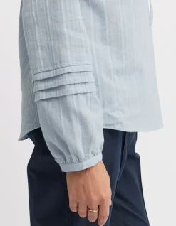 ALLEY RUFFLE NECK BLOUSE