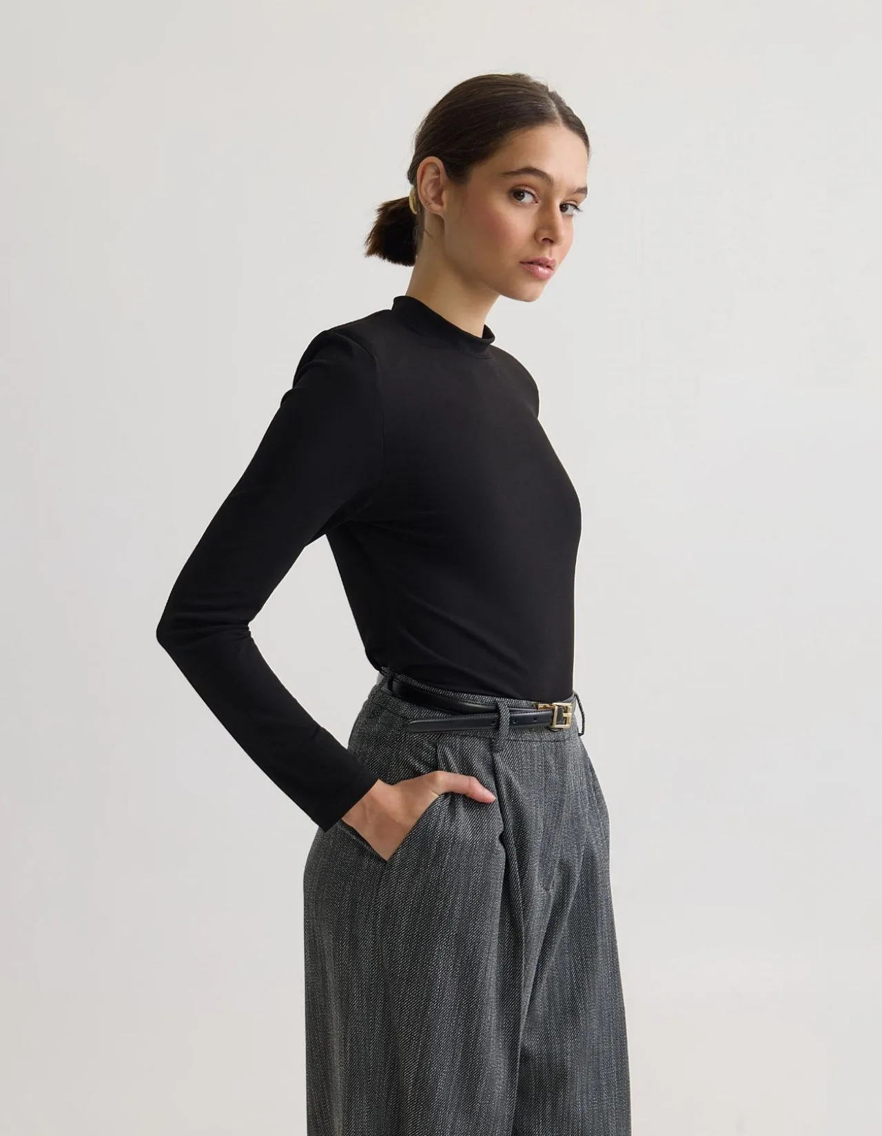ALLISON LONG SLEEVE KNIT TOP