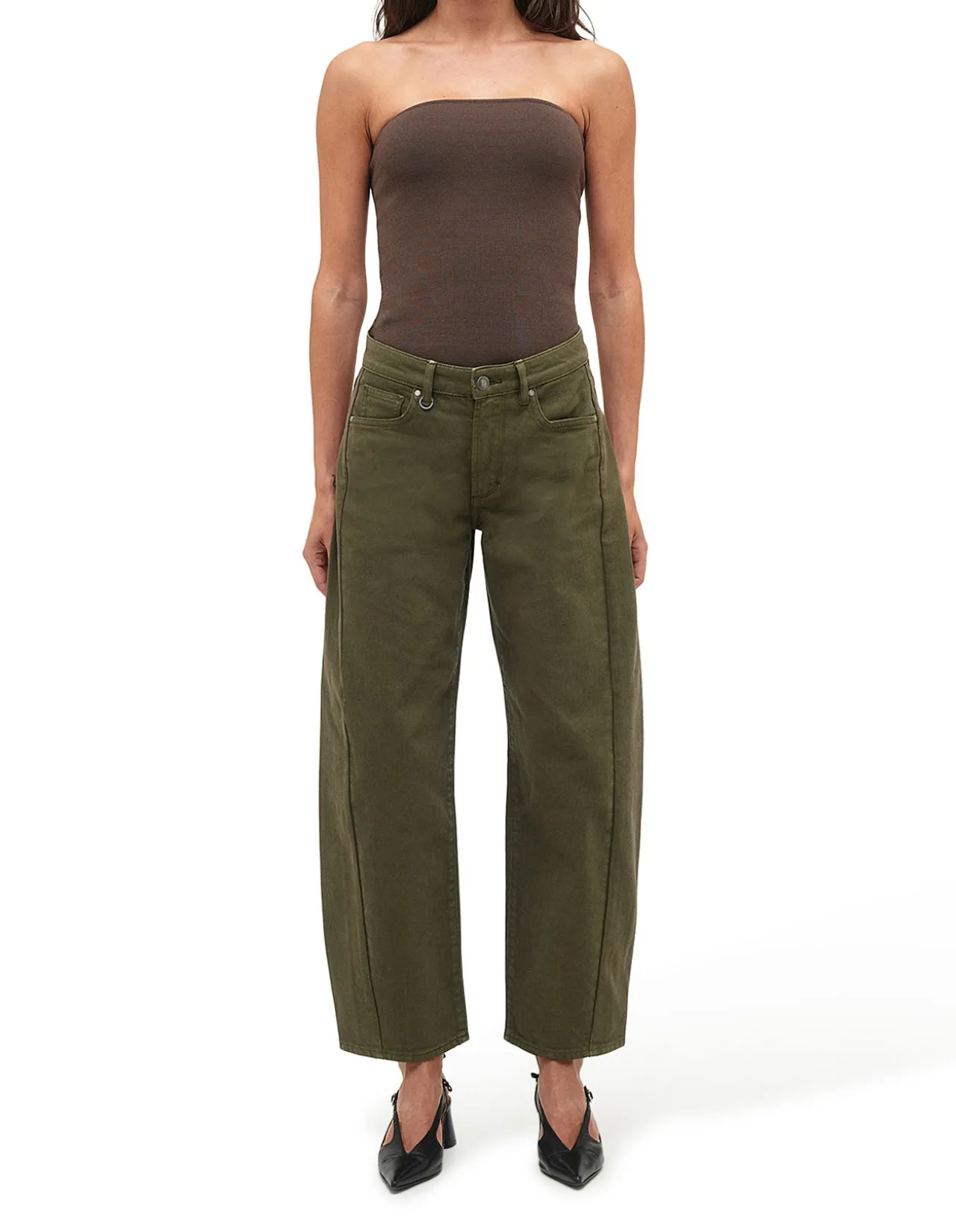 Amber Barrel Leg Jean