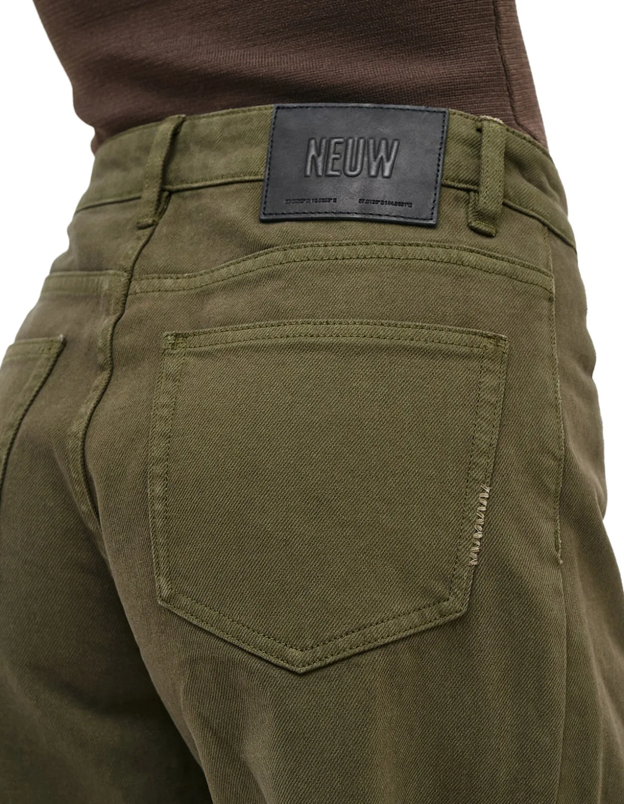 Amber Barrel Leg Jean