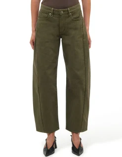 Amber Barrel Leg Jean