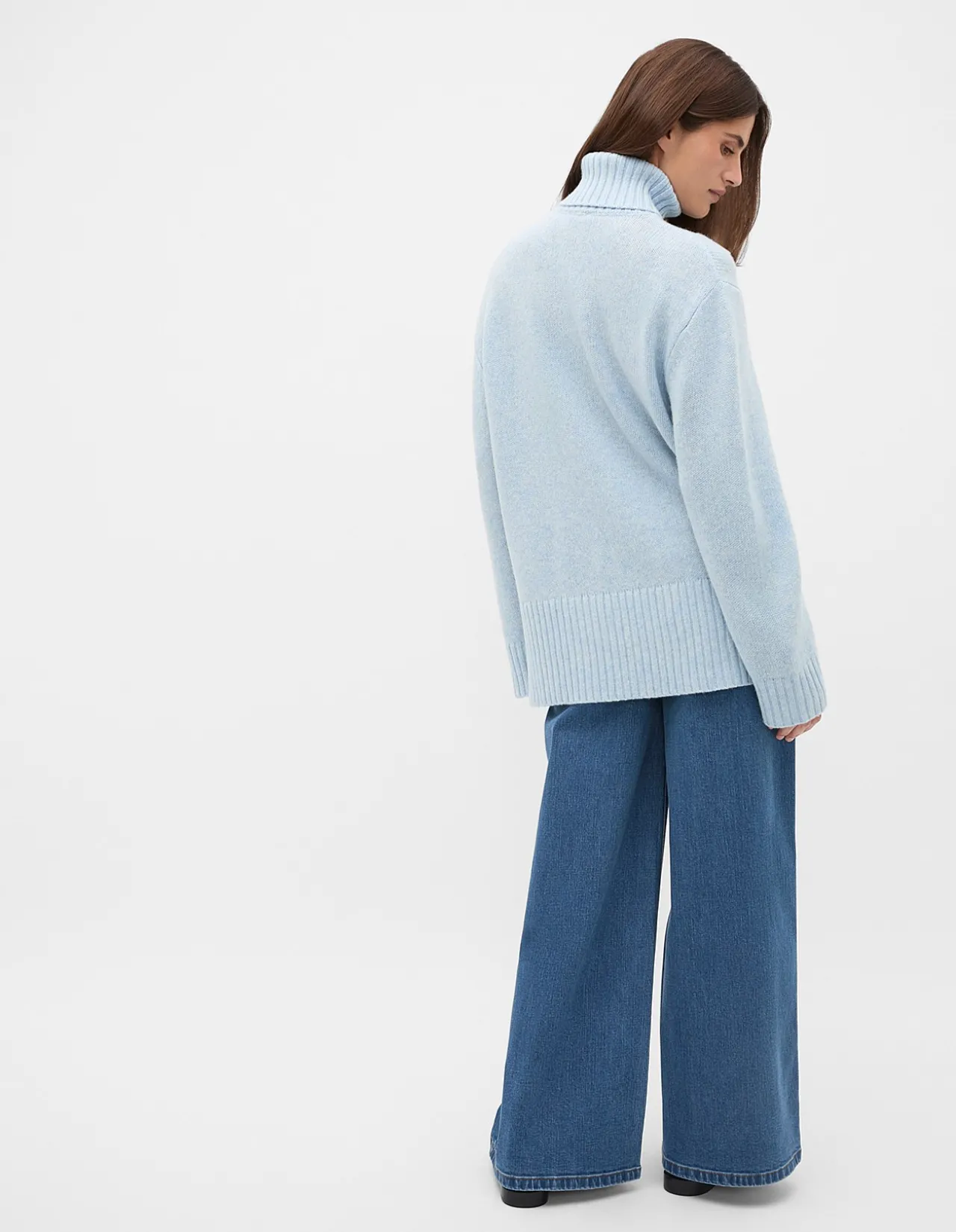 AUSTRALIAN MERINO OVERSIZED ROLL NECK