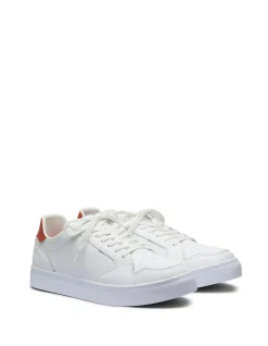 Avenue Sneaker