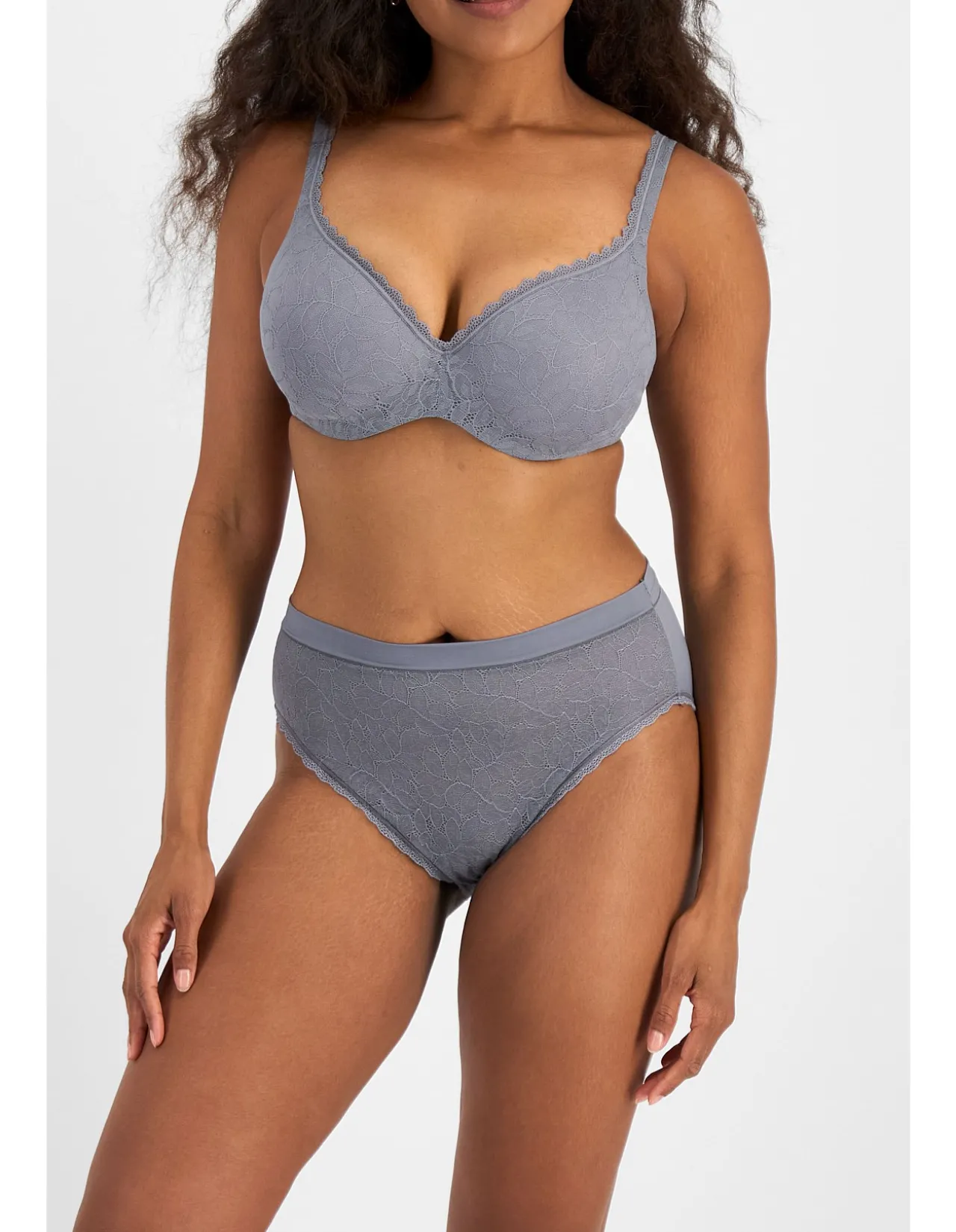 BARELY THERE LIGHTLY LINED LACE BRA