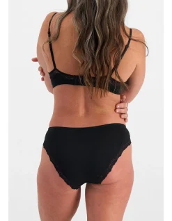 BASES FLEX LACE BIKINI BRIEF