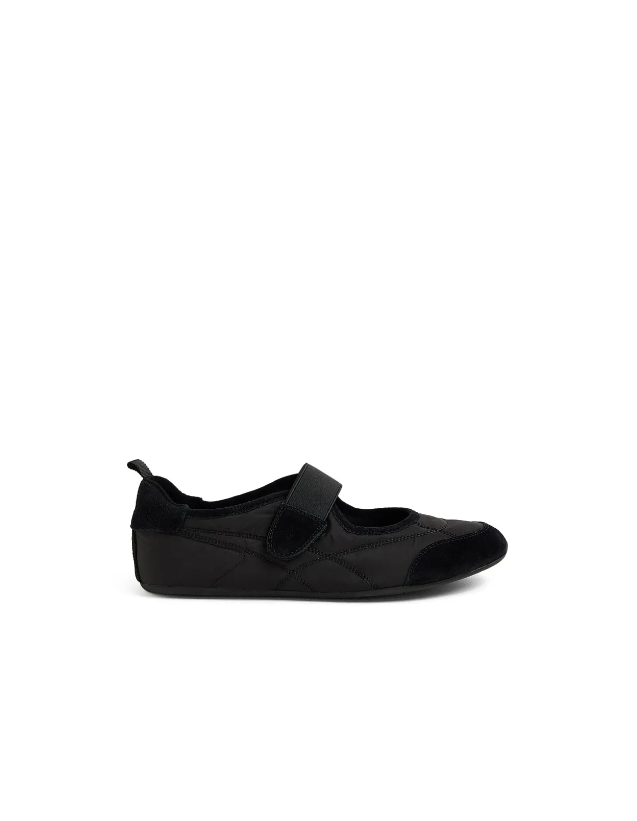 Battu Quilted Strap Ballet Flats