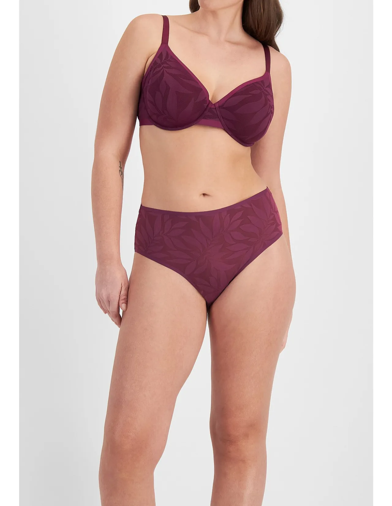 BECAUSE MINDFUL MESH LIGHTLY LINED COVERAGE BRA