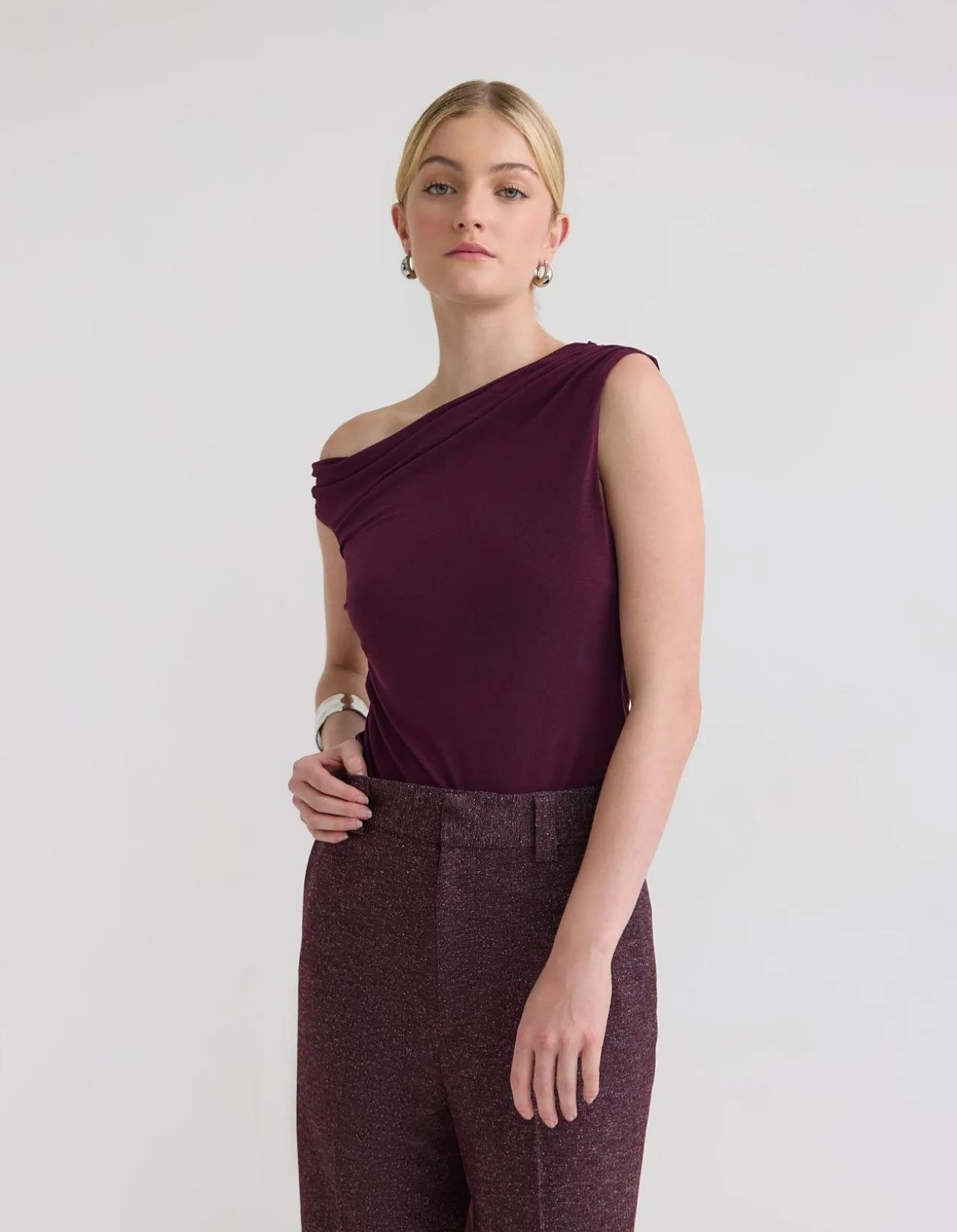 BECCA TOP