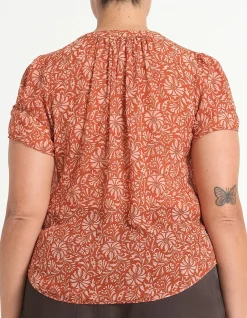 BELLAVIE FLUTTER SLEEVE TOP
