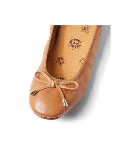 Berlin Soft Leather Bow Ballet Flats