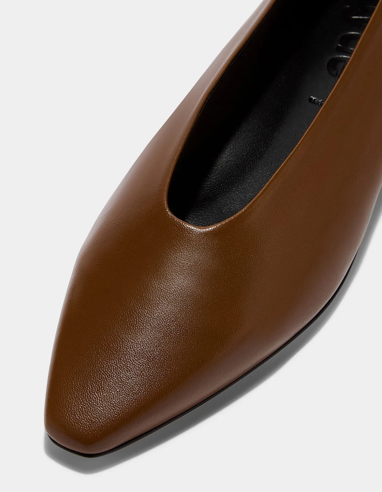 BETTY NAPPA LEATHER TOBACCO FLAT