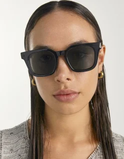 BKK BLACK SUNGLASSES POLARISED GREY LENS