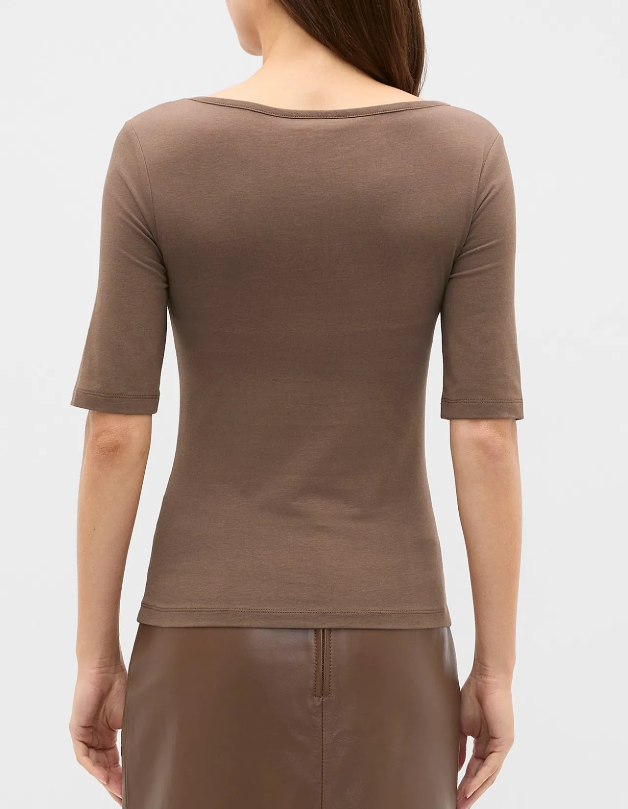 BOAT NECK HALF SLEEVE TOP
