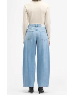 Bonnie Curvilinear Light Wash Barrel Leg Jeans