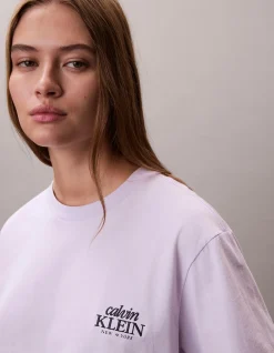 Boxy Logo Graphic Short Sleeve T-Shirt Lilac