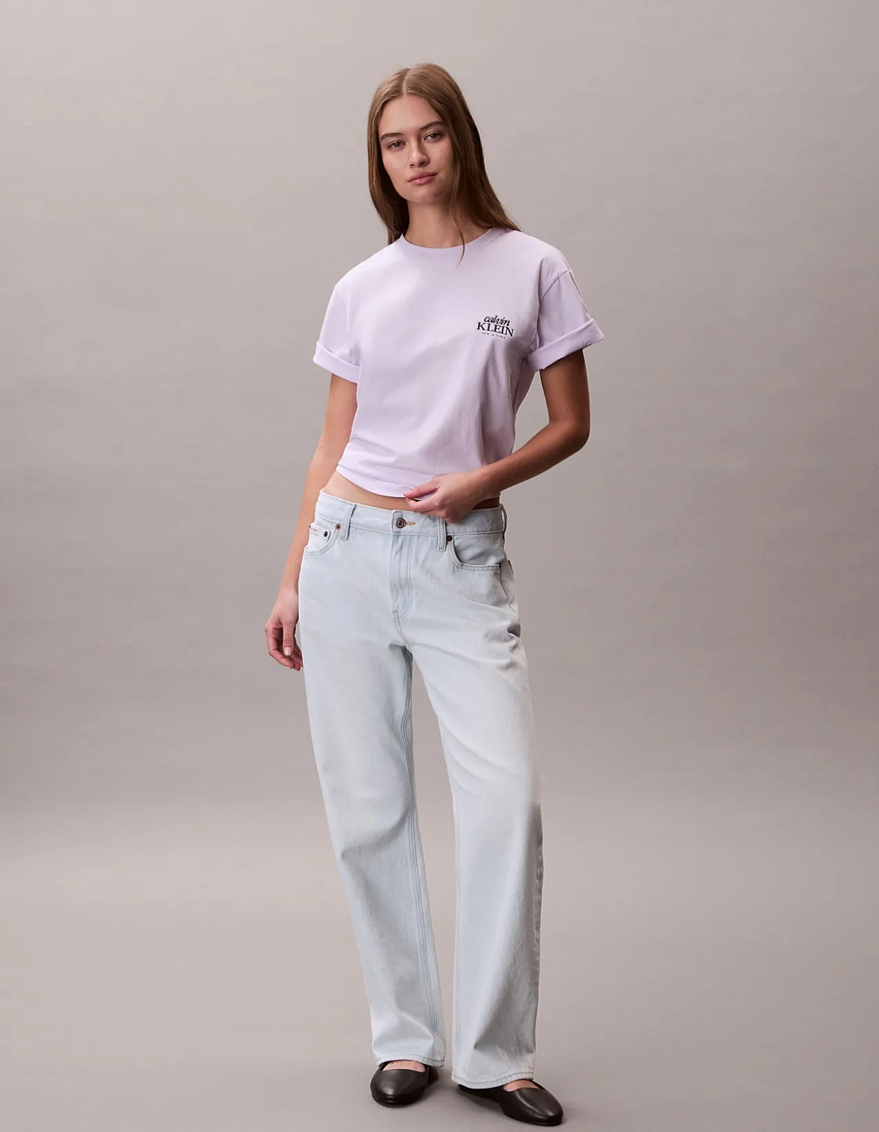 Boxy Logo Graphic Short Sleeve T-Shirt Lilac
