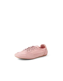 Brisk Mi Quilted Lace Up Sneakers