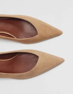 Brooke Heel