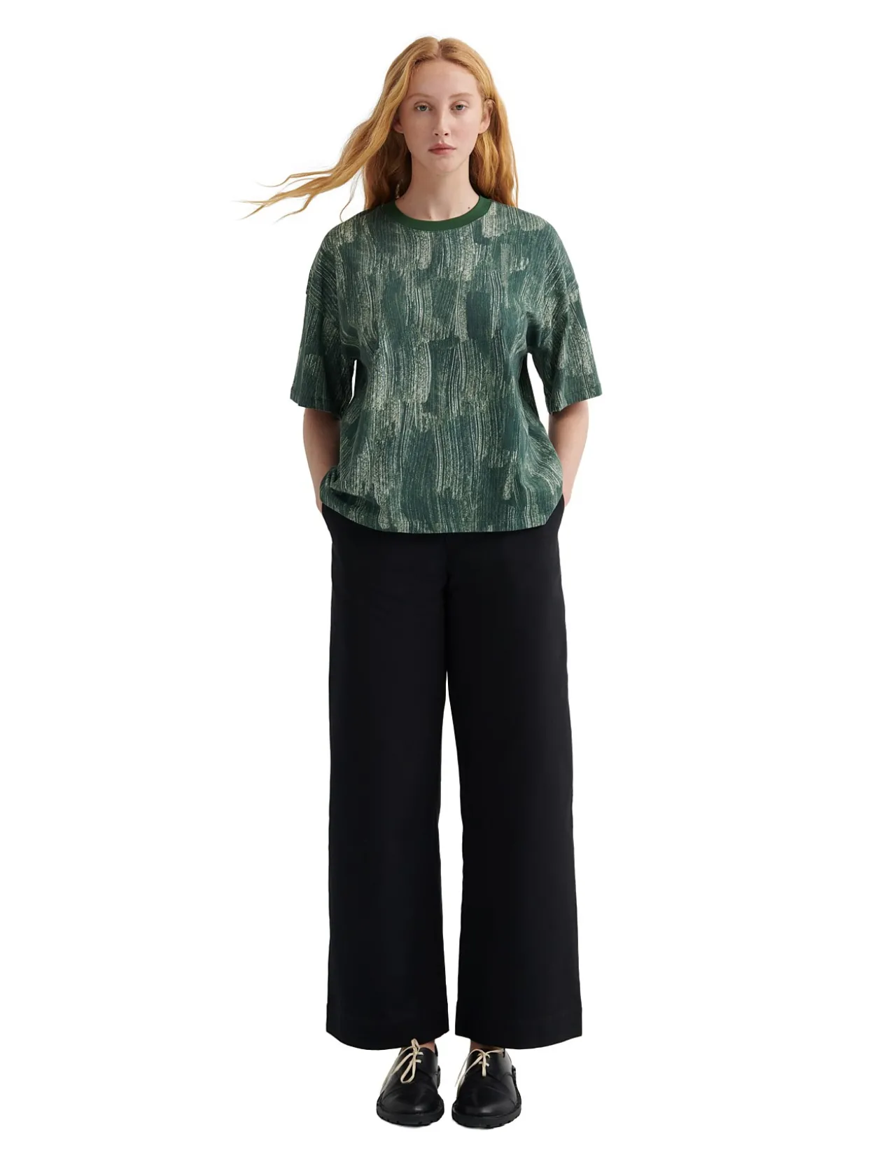 BRUSHSTROKE TEE