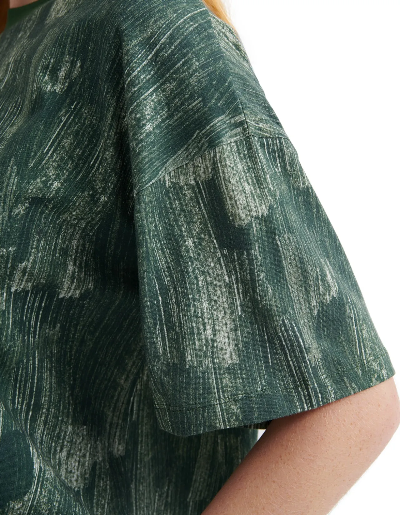BRUSHSTROKE TEE