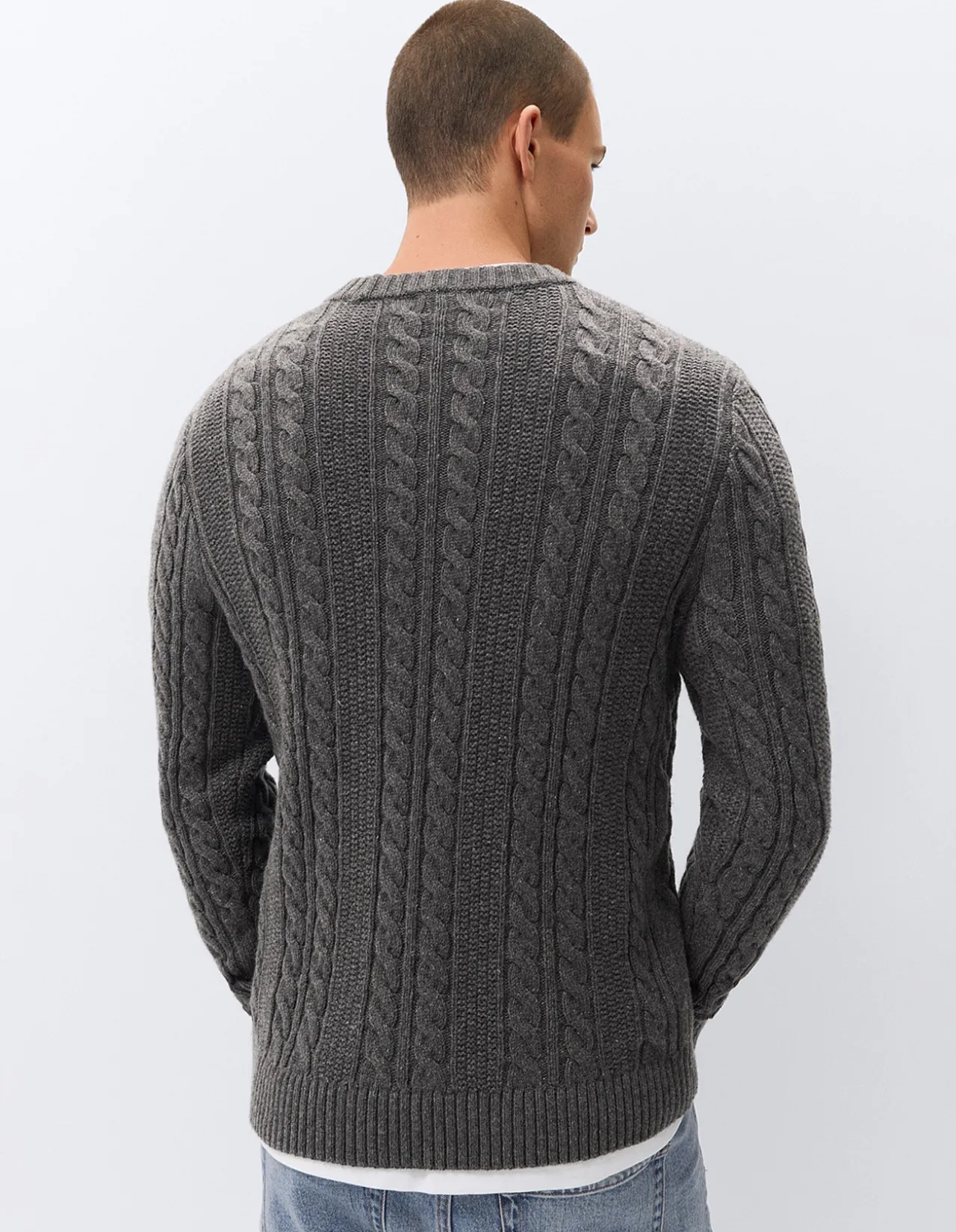 Cable Crew Knit: Textured Timeless Cotton Cashmere Wool Blend with Classic Rope Design