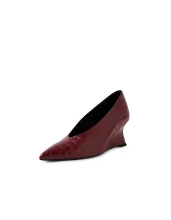 CAMYE MO BURGUNDY CROC LEATHER