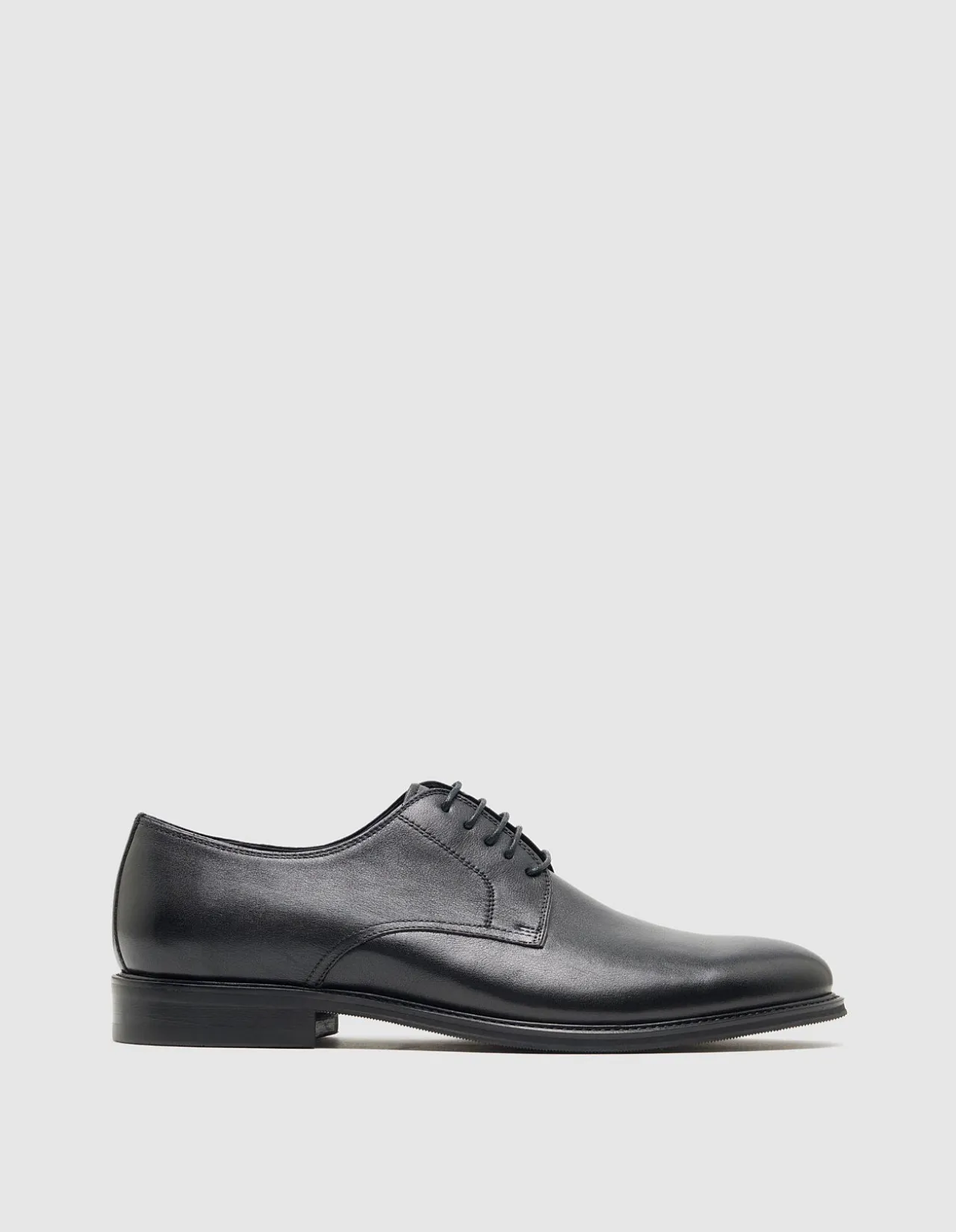 CARTER LEATHER DERBY SHOE