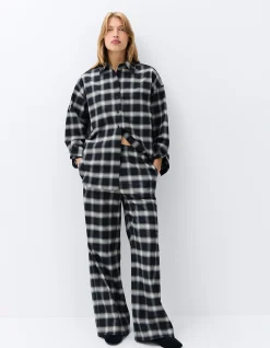 CHECK PULL ON PANT