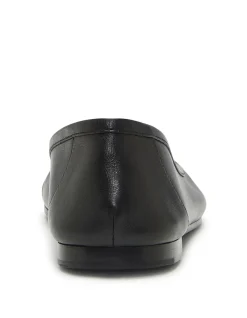 CITY UPT. FLAT L005