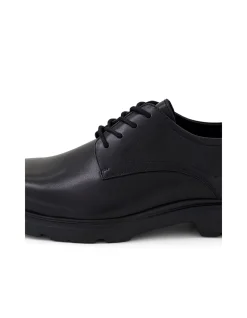 CLARK LACE UP SHOE