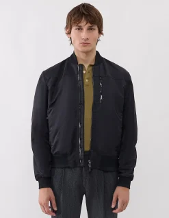 CLASSIC BOMBER JACKET