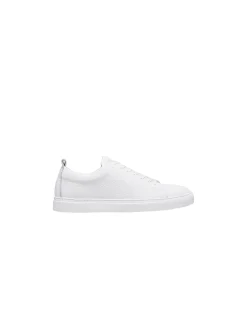 CLEAN WHITE SNEAKER