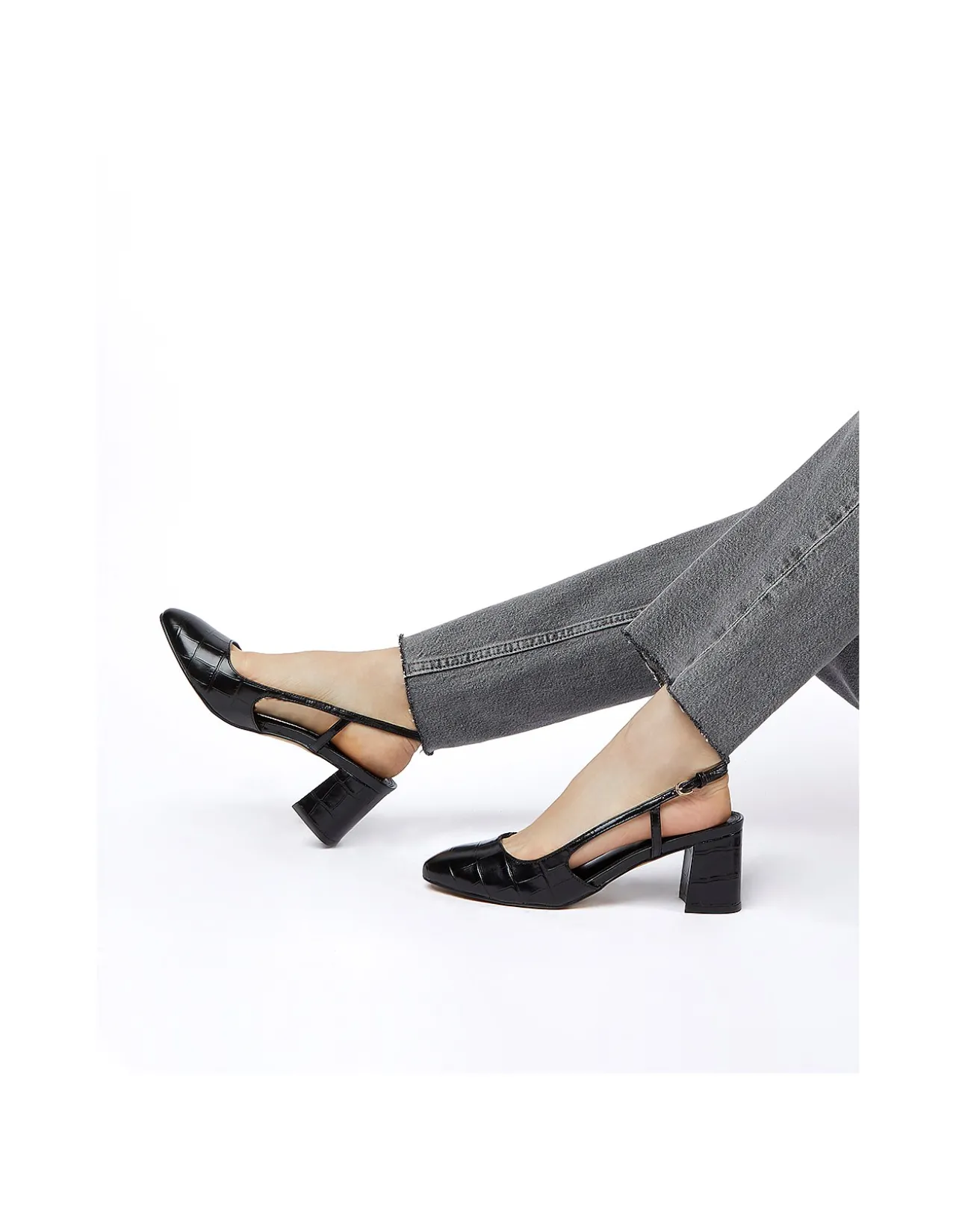 Coaste Slingback Pump