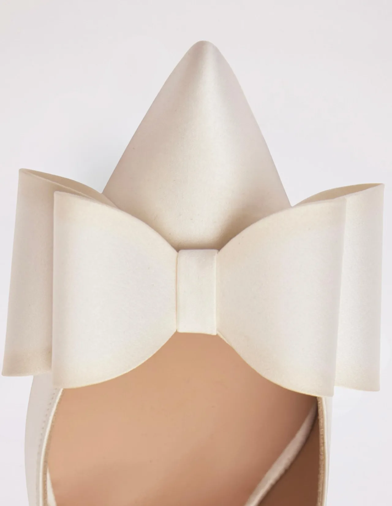 COLETTE SATIN PUMP 105