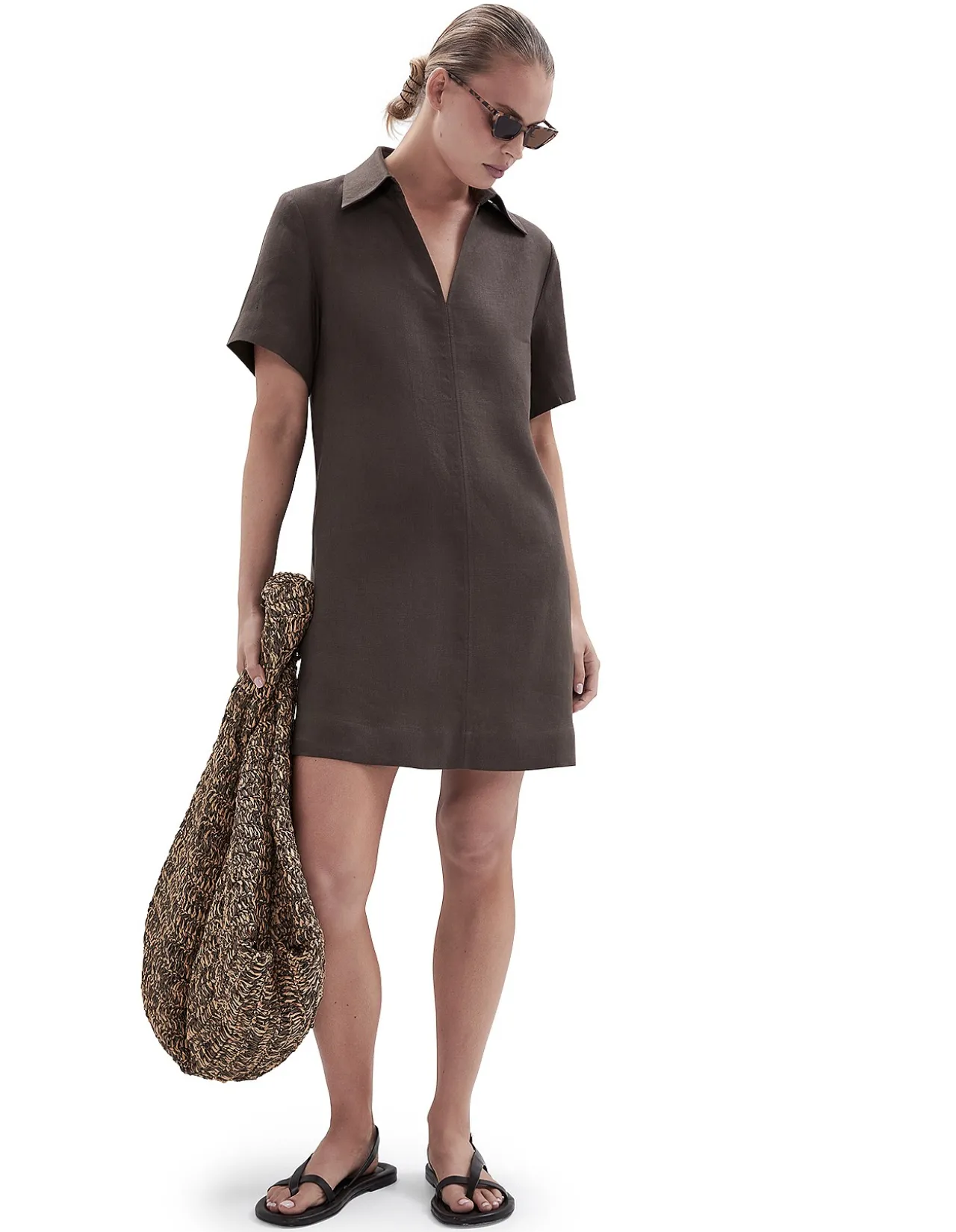 COLLARED LINEN DRESS