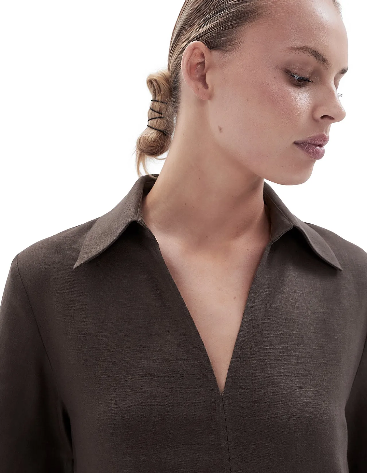 COLLARED LINEN DRESS