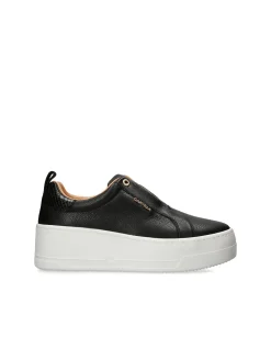 CONNECTED LACELESS SNEAKER