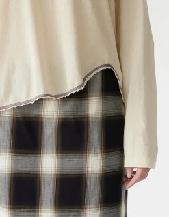 Contrast Scoop Hem long sleeve t-shirt