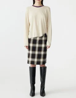 Contrast Scoop Hem long sleeve t-shirt