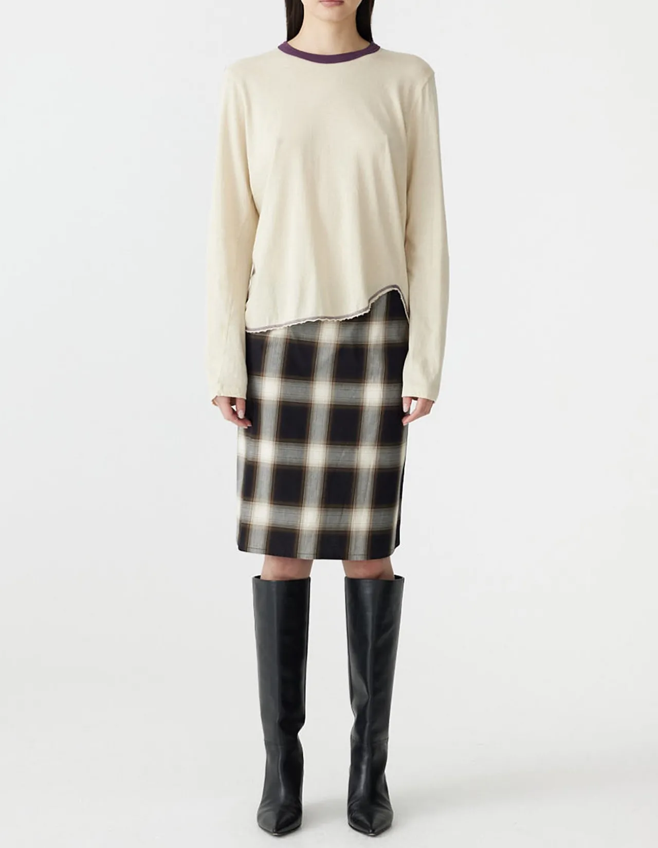 Contrast Scoop Hem long sleeve t-shirt