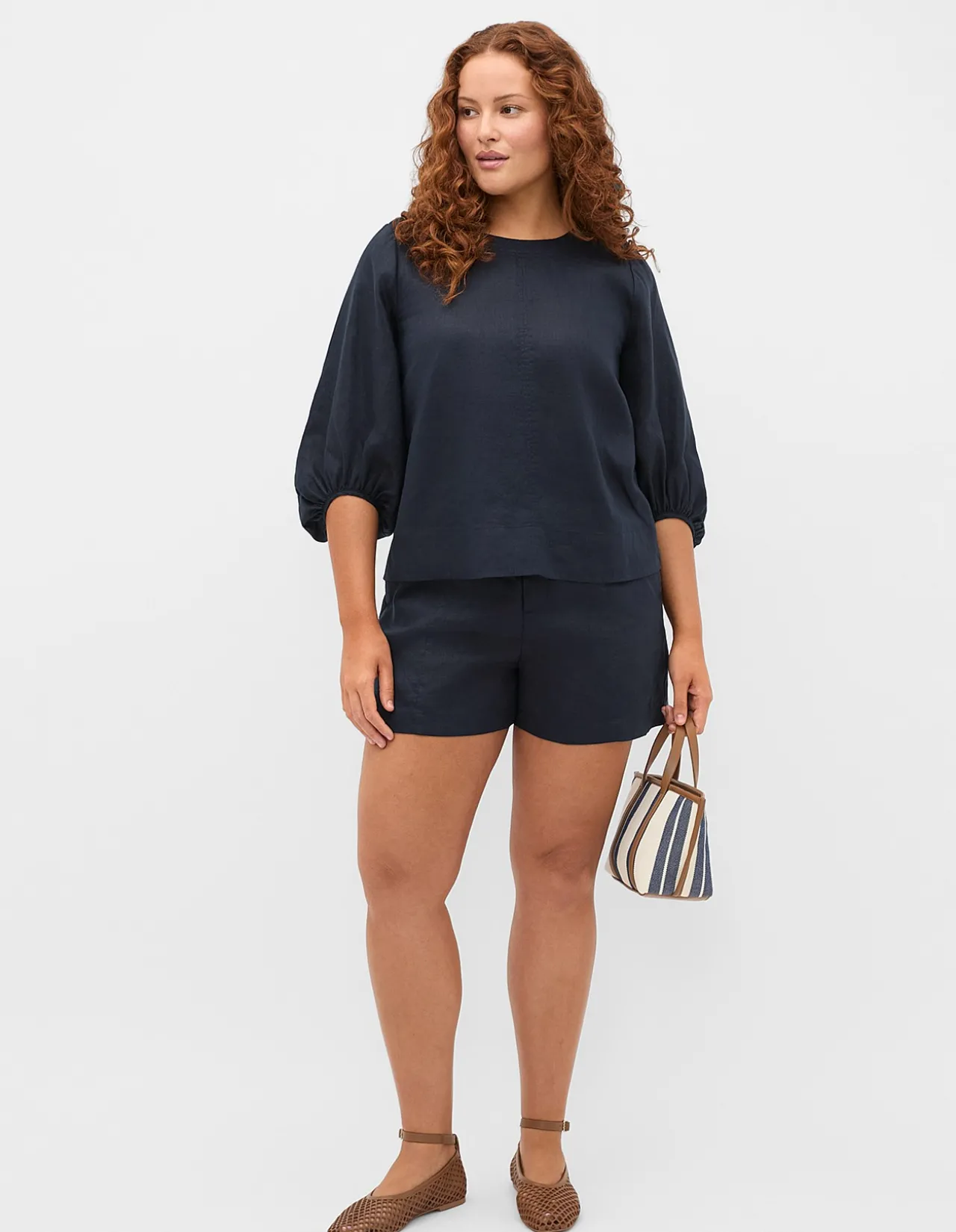 CORE LINEN BALLOON SLEEVE TOP