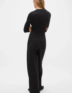 CORE RIB COLLARED TOP