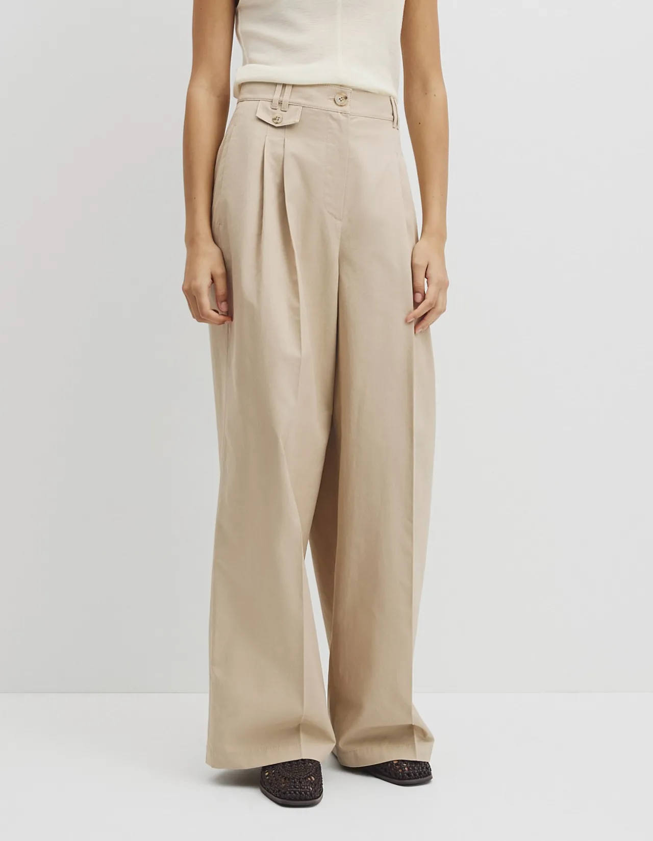 Cotton Blend Pleat Front Pant