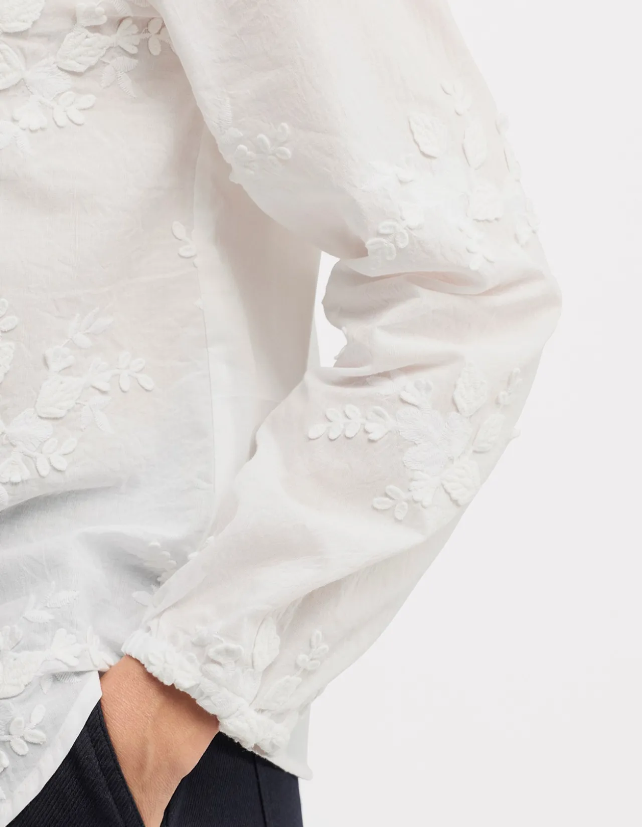 DAINTY SHIRT