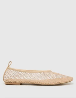 DAKOTA MESH FLAT SHOE